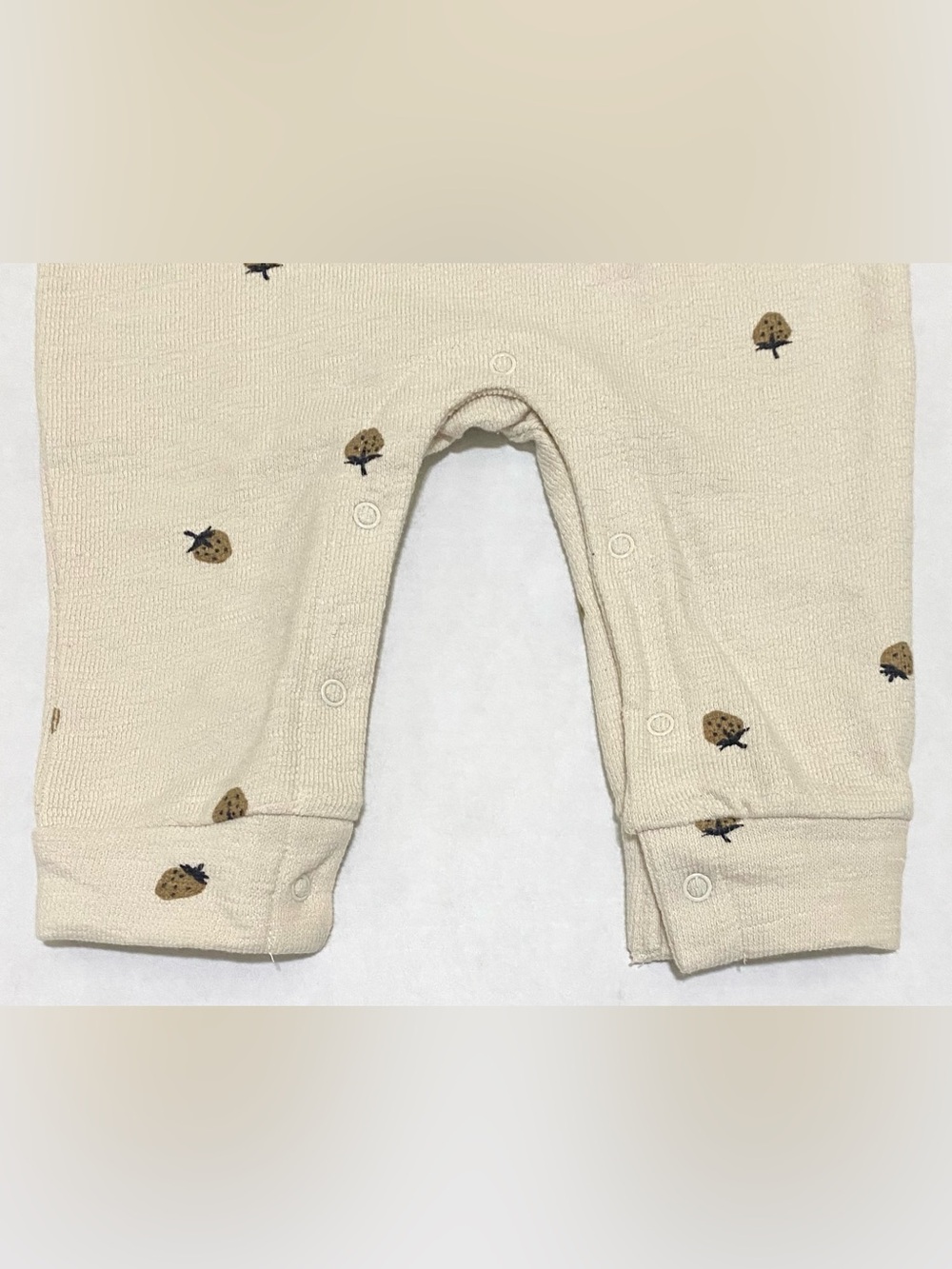 Modern Moments Girls 3-6M Tan Strawberry Cotton Henley Romper Boho Lightweight - Picture 7 of 15